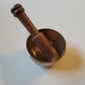 NEW Ten Thousand  Villages Buddhist Singing Bowl/Gong W/Wooden Mallet Nepal Made
